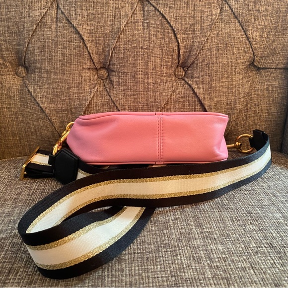 ❗️SOLD❗️Marc Jacobs Handbag - Picture 3 of 3